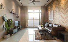Conezion Residence Putrajaya 3Br6Pax Ioi City Mall